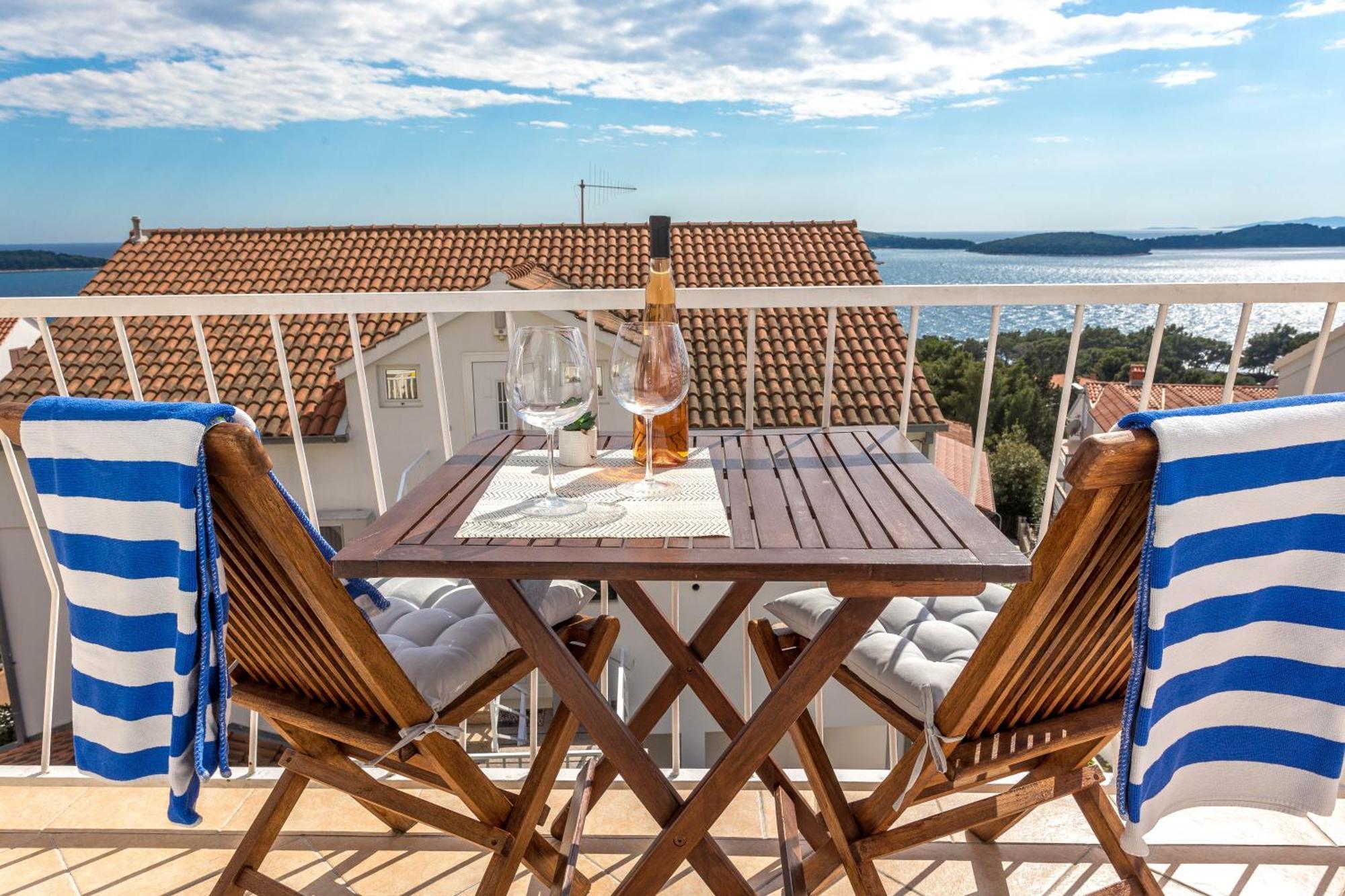 Apartments Anita Hvar Town Buitenkant foto